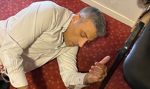 Yenilik Partisi Genel Başkanı Öztürk Yılmaz'a Bıçaklı Saldırı