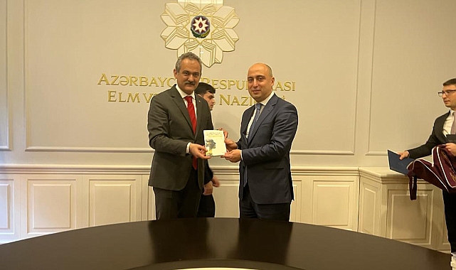 Bakan Özer Mevkidaşı Emin Amrullayev İle Azerbaycan'da Bir Araya Geldi