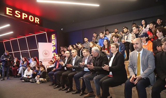 Of'ta E-Spor Fırtınası