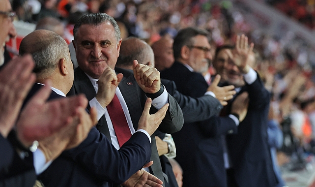 Bakan Bak "Avrupa Şampiyonası Yolunda Önemli Bir Galibiyet Aldık"