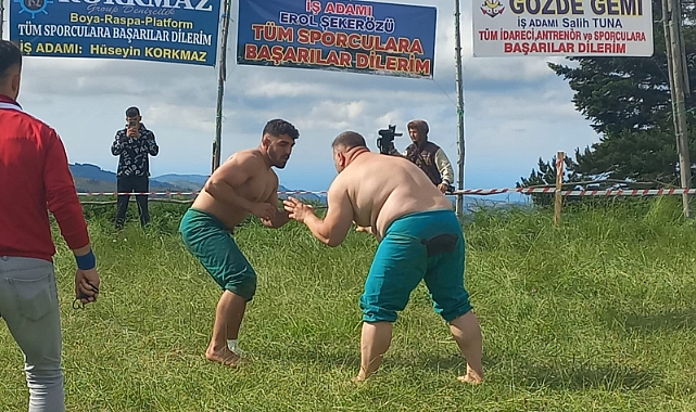 Alaçam'da Karakucak Güreşleri ve Keşkek Festivali Yapıldı