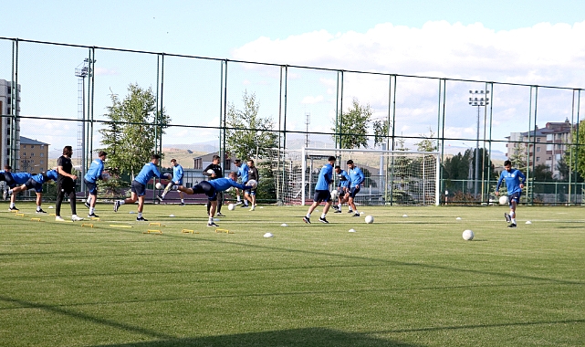 Çaykur Rizespor'un Erzurum Kampı Başladı