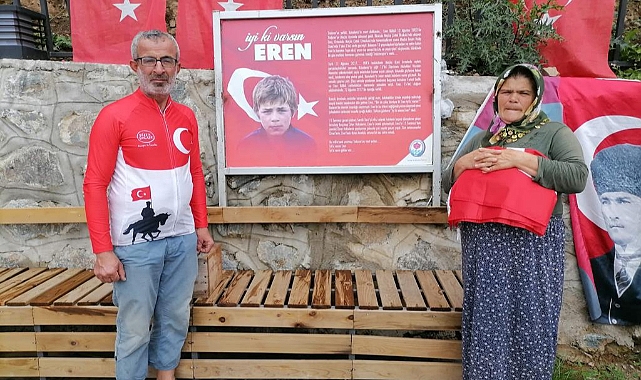 Eren Bülbül Anısına Pedal Çevirdi, Annesine Türk Bayrağı Hediye Etti