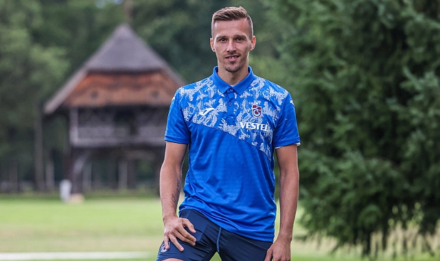 Trabzonspor'un Yeni Transferi Mislav Orsic Basın Toplantısında Konuştu
