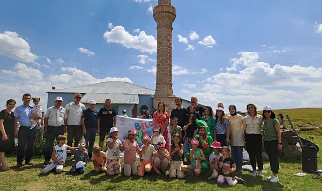 Artvin'de Yaylada "Bilim ve Çocuk Şenliği" Yapıldı