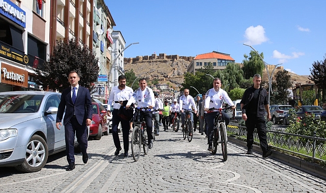 Bayburt'ta "1. Dede Korkut Bisiklet Festivali" Başladı