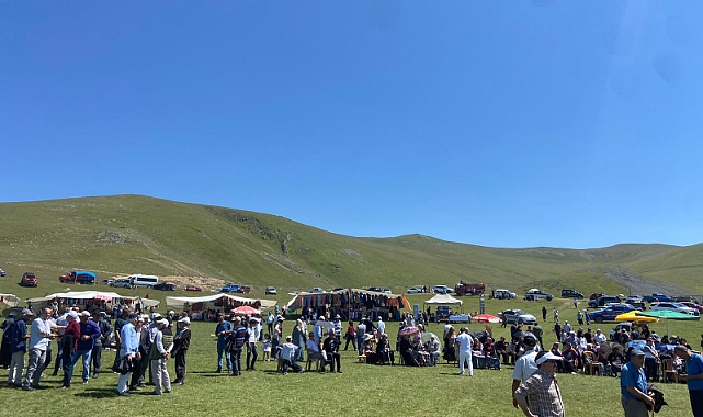 Trabzon'da "17. Geleneksel Turnalı Yayla Şenliği" Yapıldı