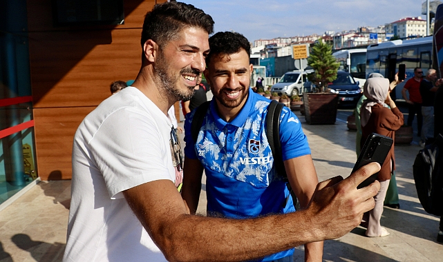 Trabzonspor Kafilesi Galatasaray Maçı İçin İstanbul'a Hareket Etti