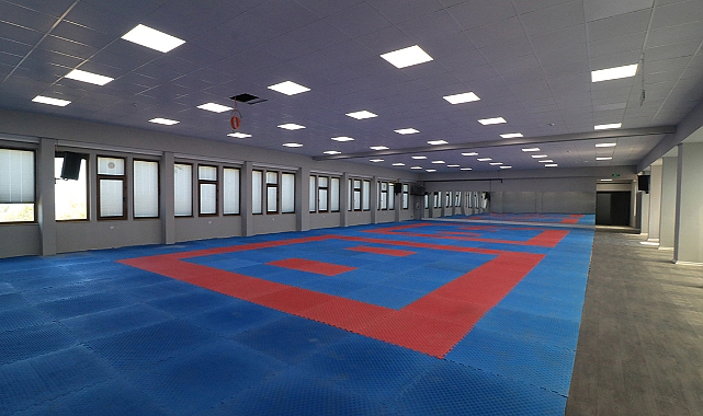 Akçaabat Belediyesi'nin Eski Düğün Salonu Spor Merkezine Dönüştürüldü