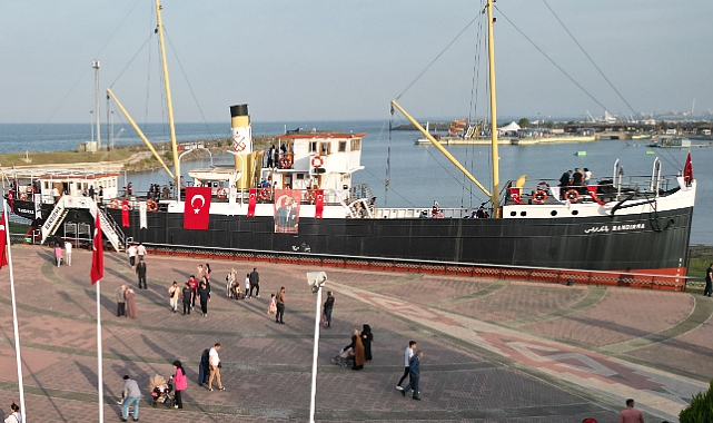 Bandırma Müze Gemisi'ni 29 Ekim'de 5 Bin Kişi Ziyaret Etti