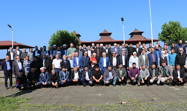 Of'ta Emekli İmamlar İçin Program Düzenlendi