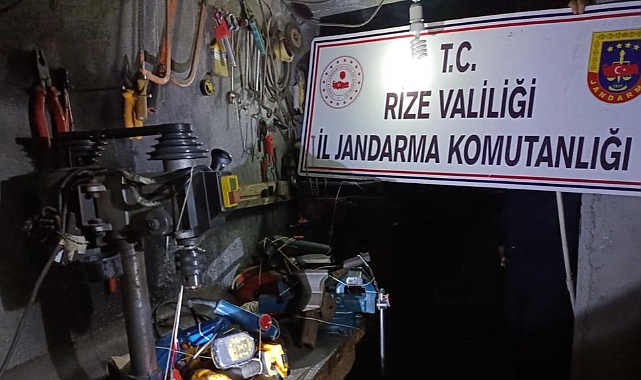Rize'de 2 Kaçak Silah Atölyesine Operasyon Düzenlendi