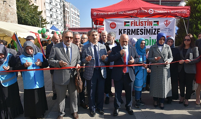 Trabzon'da Filistin'e Destek İçin Kermes Düzenlendi