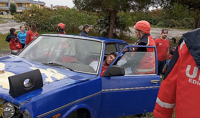 UMKE Ekipleri Çarşamba'da Tatbikat Yaptı