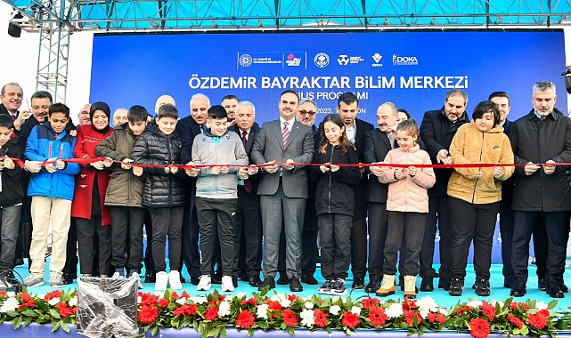 Özdemir Bayraktar Bilim Merkezi Törenle Açıldı