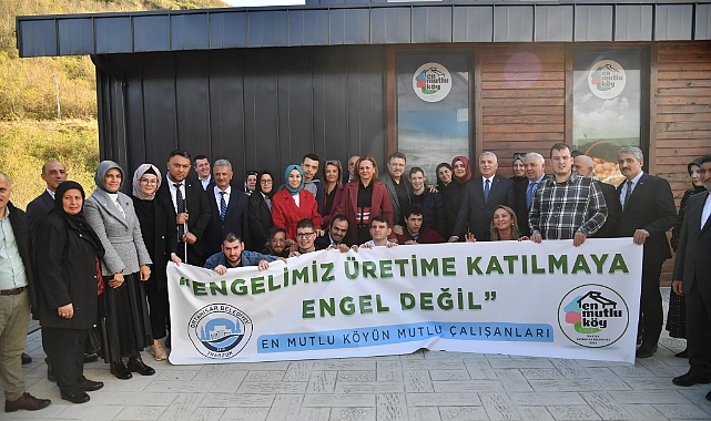 En  Mutlu Köy'de Anlamlı Etkinlik