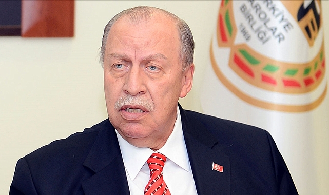 Eski Bakan Yaşar Okuyan Hayatını Kaybetti