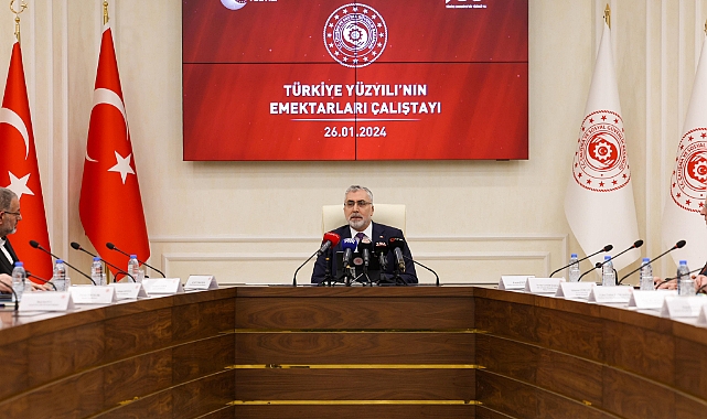 Bakan Işıkhan "Türkiye Yüzyılı'nın Emektarları Çalıştayı"na Katıldı