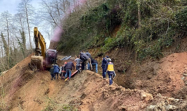 Trabzon'da Şok Kaza Göçük Altında Kalan işçiler Hayatını Kaybetti