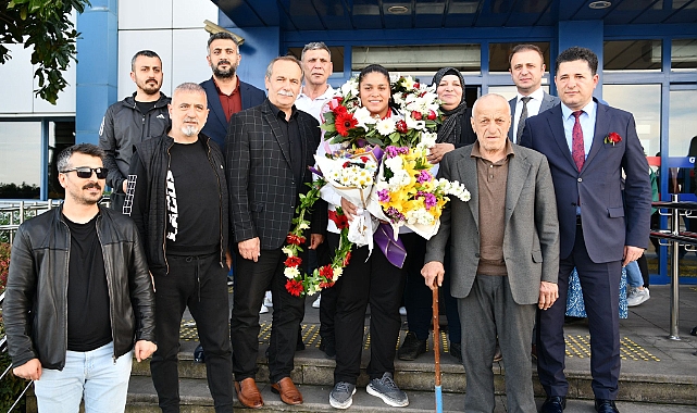 Avrupa Şampiyonu Havvanur Kentühüda Memleketi Trabzon'da Coşkuyla Karşılandı