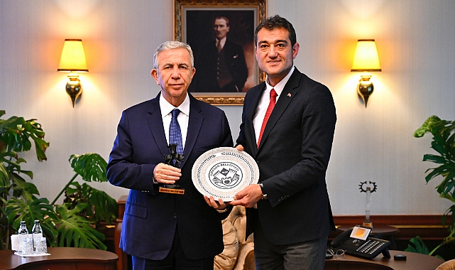 Başkan Köse Mansur Yavaş'ı Ziyaret Etti