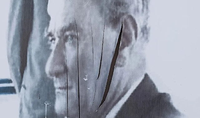 CHP Of İlçe Başkanlığı'ndan Atatürk Portresine Yapılan Saldırı İle İlgili Basın Açıklaması Yapıldı