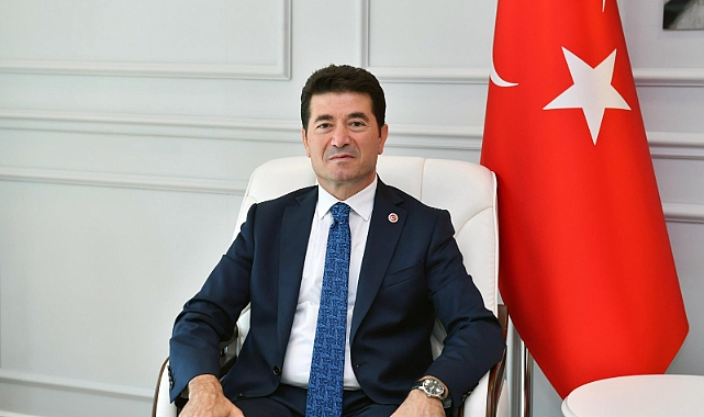 Başkan Kaya Duyurdu: Trabzon'un İlk "Halk Ekmek" Büfesi Açılıyor