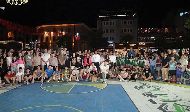 Giresun'daki Sokak Basketbolu Turnuvası Sona Erdi