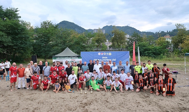 Giresun'da Plaj Futbolu Turnuvası Sona Erdi