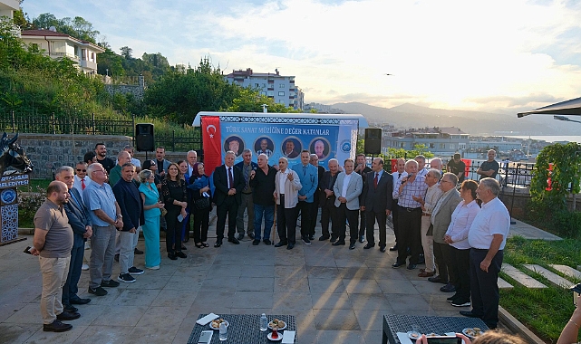 Ortahisar Belediyesi Trabzon'un Emektar Sanatçılarını Bir Araya Getirdi