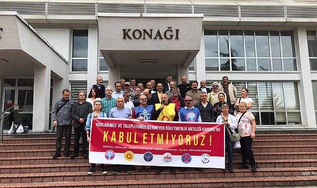 Eğitim-Sen Trabzon Şubesi'nden Öğretmenlik Meslek Kanunu Tasarısına Tepki