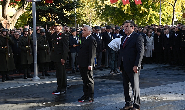 Başkan Genç, 10 Kasım Atatürk'ü Anma Etkinliklerine Katıldı