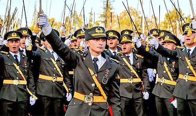 Milli Savunma Bakanlığı'ndan "Teğmenler" Açıklaması: Mesele Disiplinsizliktir"