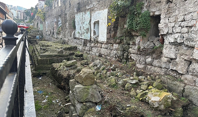 Tarihi Surlarda Restorasyon Süreci Başladı