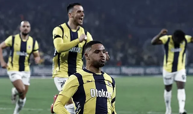 Fenerbahçe Zirve Yarışında "Devam" Dedi