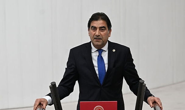 İYİ Parti Konya Milletvekili Ünal Karaman Partisinden İstifa Etti