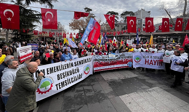 KESK Şubeler Platformu Trabzon'da İş Bırakma Eylemi Yaptı