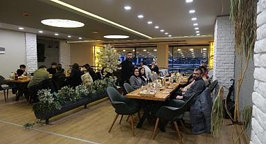 Zafer Partisi Trabzon Eski Yöneticileri ve Parti Üyeleri İftar Programında Buluştu