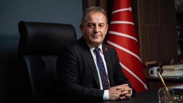 Mustafa Bak'tan Sezgin Mumcu'ya Cevap "Sandık Değişim Diyor!"