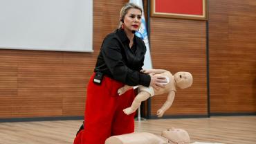 Ortahisar Belediyesi'nden Uygulamalı İlk Yardım Eğitimi