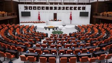TBMM'de Gündem Kaçak Yapılara Abonelik Yasağı