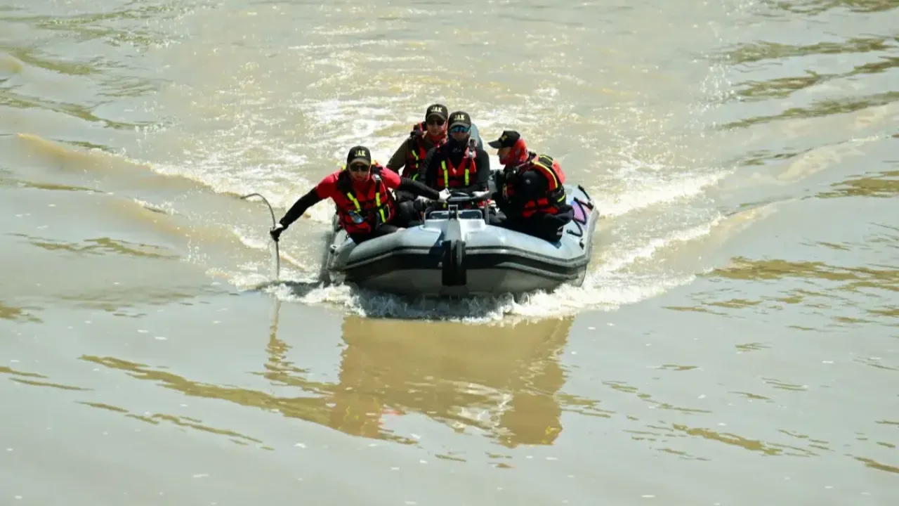 Kayıp Okan Koç Aras Nehri'nde Aranıyor!