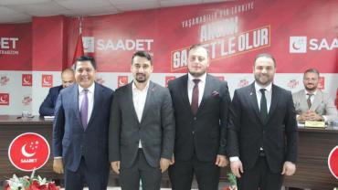 Saadet Partisi Trabzon Gençlik Kollarında Bayrak Değişimi!